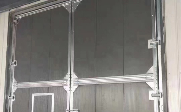 镇坪兰州厂房镇坪工业门选购与使用指南：打造高效安全的生产环境