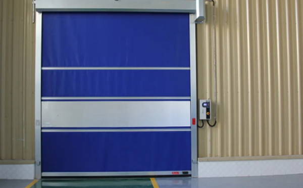 选择镇坪快速镇坪卷帘门时的注意事项