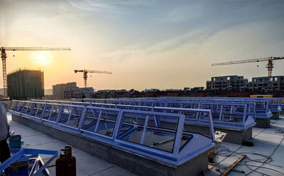 消防镇坪排烟窗开启角度